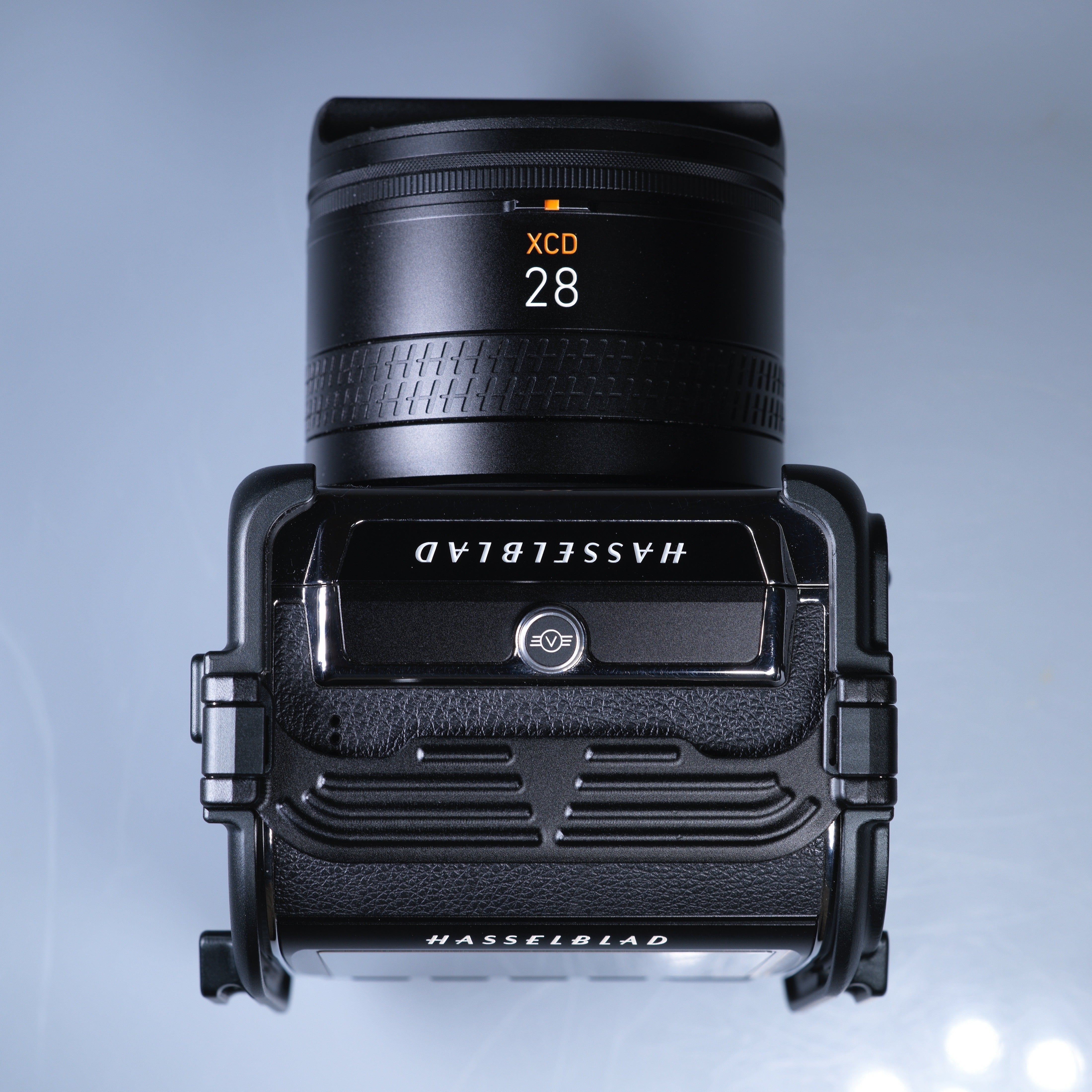Lanhorse Armor Cage for Hasselblad 907X and Control Grip, Quick-Release CFV Digital Back, Optional Lens Protection Frame.