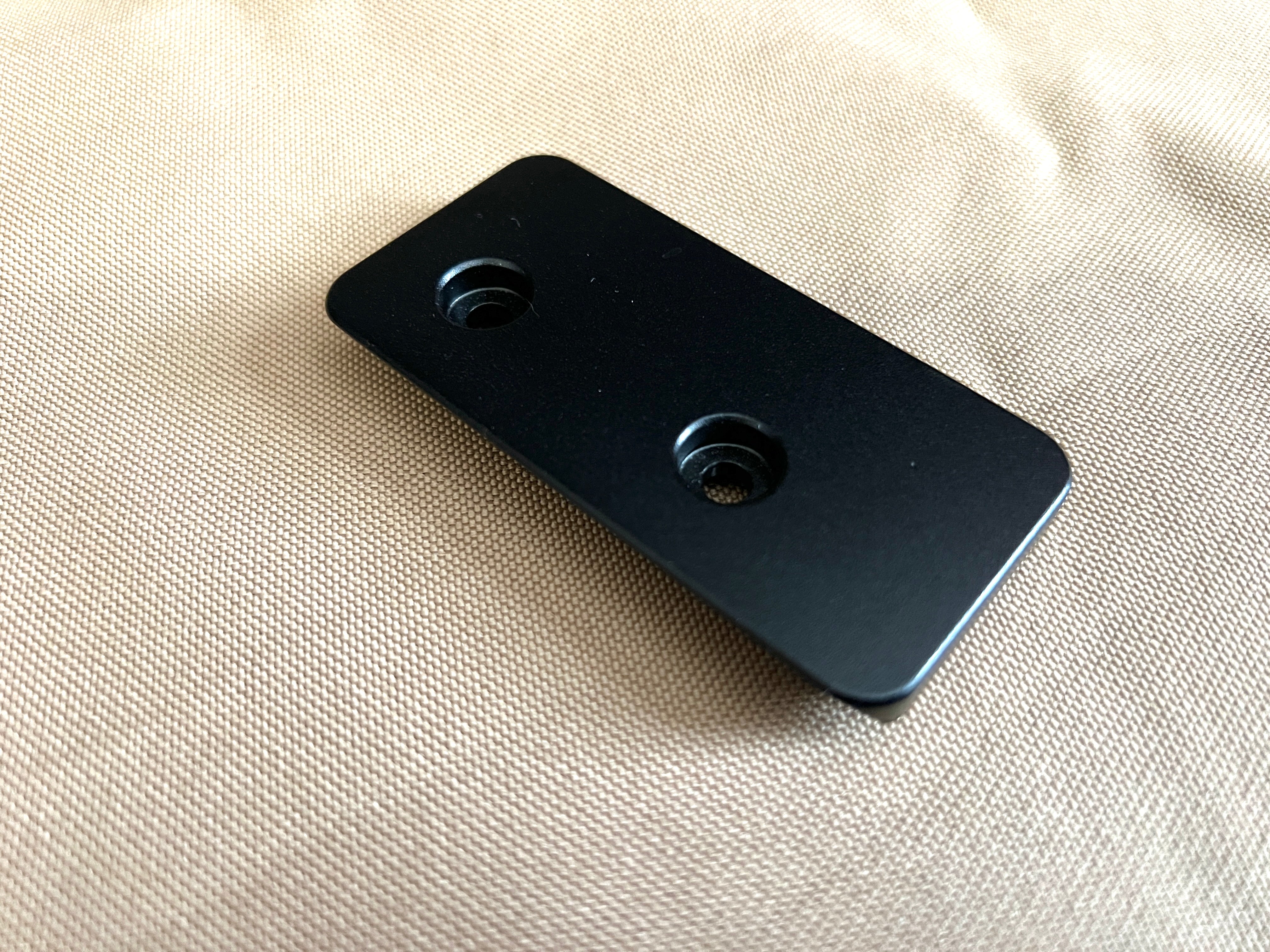 Lanhorse Quick-Release Plate for Hasselblad X2D and 907x Camera Cage Portrait Mode.