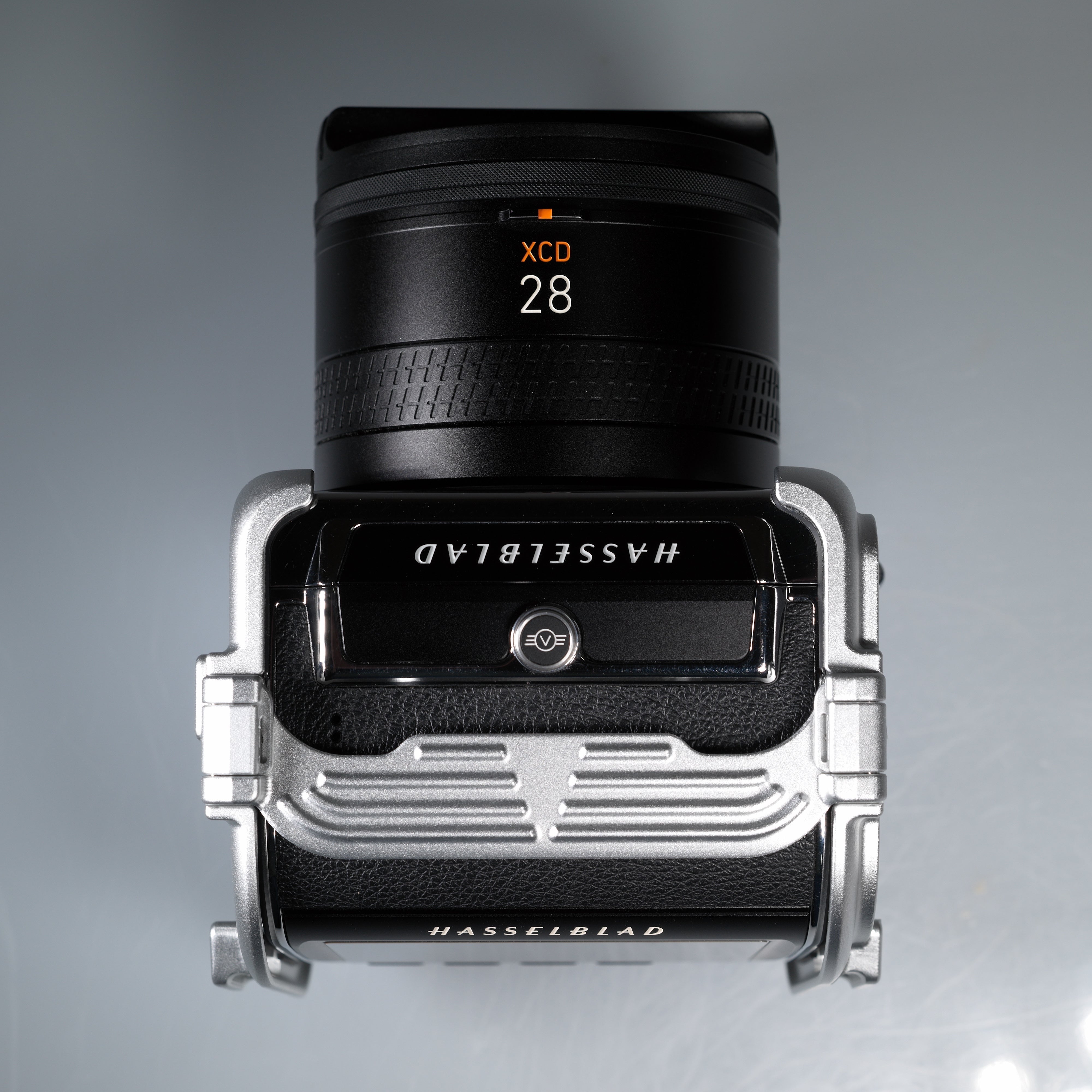 Lanhorse Armor Cage for Hasselblad 907X and Control Grip, Quick-Release CFV Digital Back, Optional Lens Protection Frame. (Silver Color)