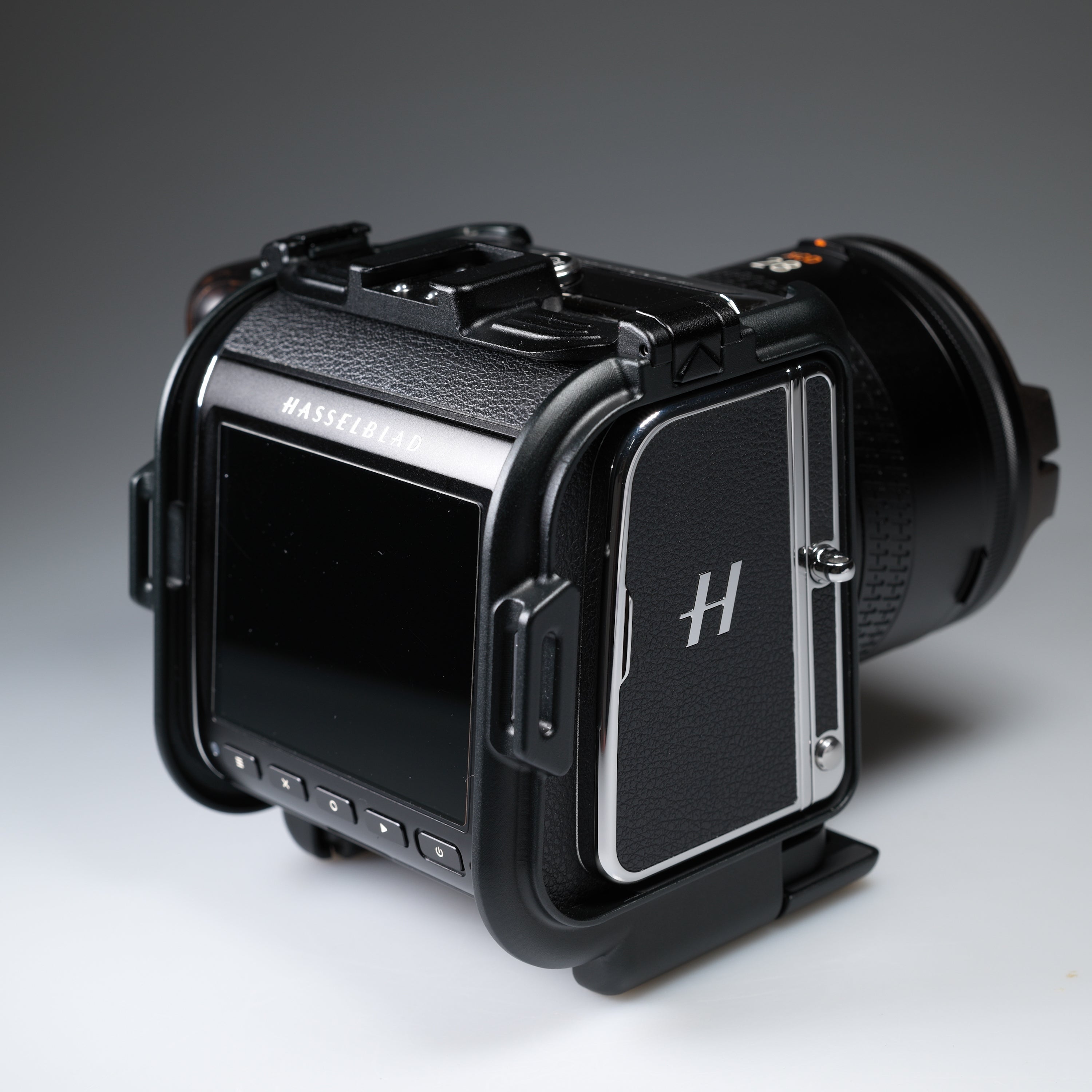 907X camera cage